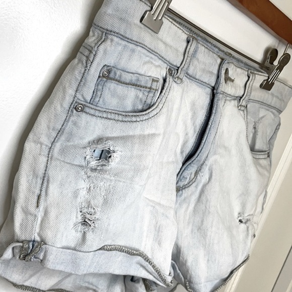 GARAGE | Junior Size 3 GARAGE Acid Wash Ripped Denim Jean Shorts - Picture 5 of 8